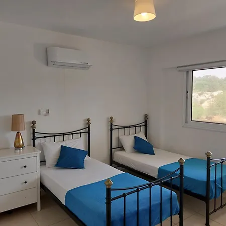 Διαμέρισμα Nissi Retreat - Walk To Nissi Beach!