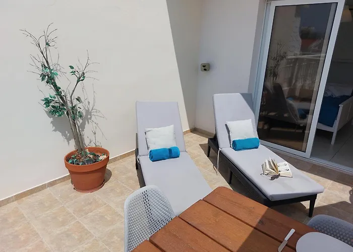 Nissi Retreat - Walk To Nissi Beach! Ayia Napa