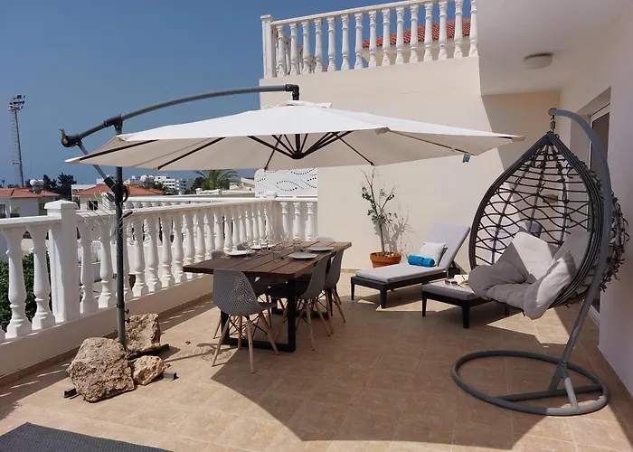 Nissi Retreat - Walk To Nissi Beach! Apartmán