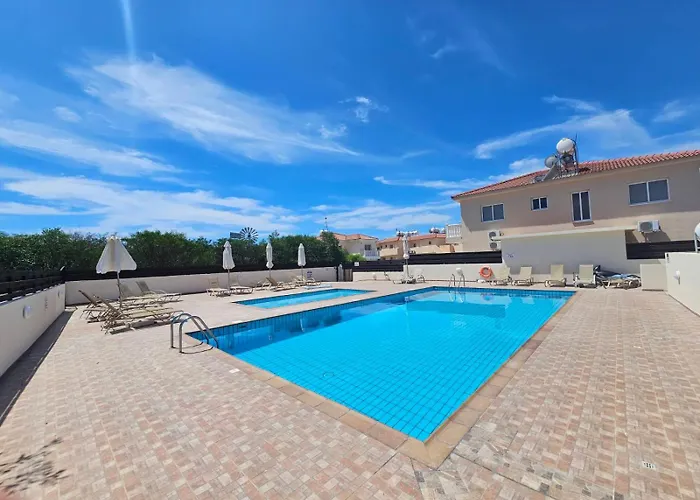 Nissi Retreat - Walk To Nissi Beach! Ayia Napa