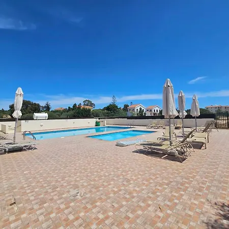 Nissi Retreat - Walk To Nissi Beach! Apartamento *