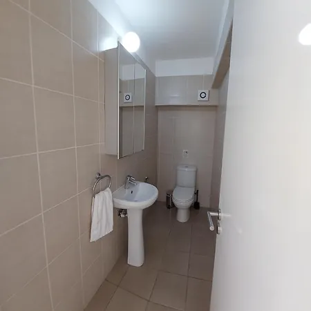 Nissi Retreat - Walk To Nissi Beach! Apartamento Agia Napa