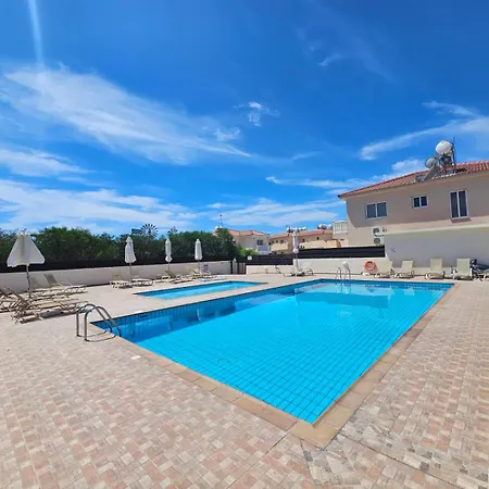 Nissi Retreat - Walk To Nissi Beach! Agia Napa